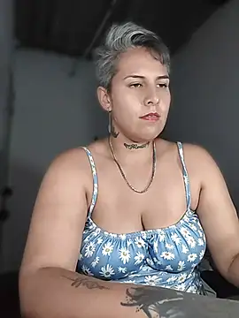 Snapshot of Yessi_rousse chatting on May 15, 2026, 11:58 pm Yessi rousse online show from May 15, 2026, 11:58 pm