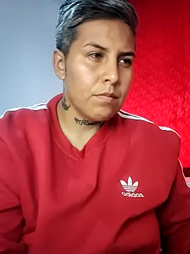 Snapshot of Yessi_rousse chatting on October 17, 2025, 1:24 pm Yessi rousse online show from October 17, 2025, 1:24 pm