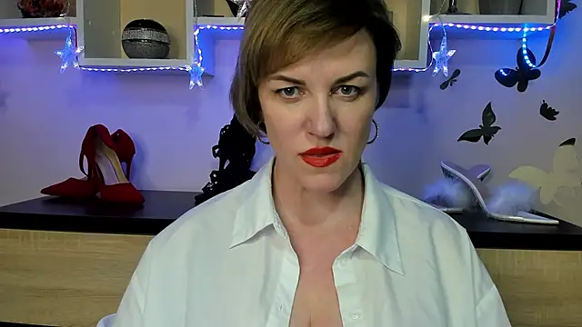 feliziaDesire online show from February 23, 2025, 9:05 pm