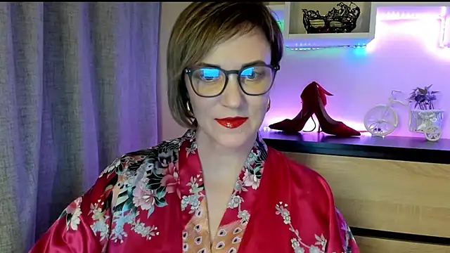 feliziaDesire online show from October 7, 2025, 12:50 pm