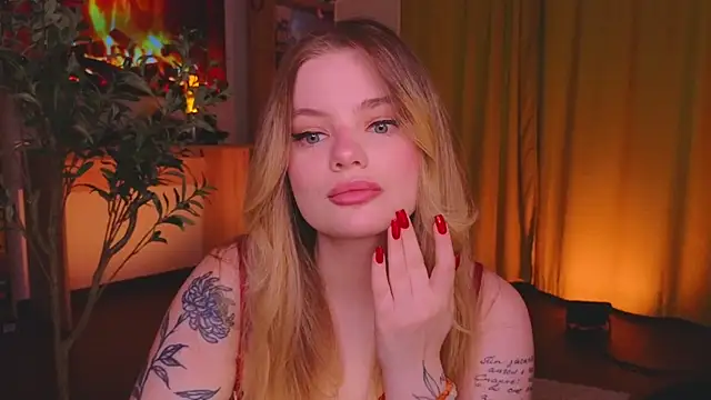 Hottie Jane online show from October 19, 2025, 1:47 pm