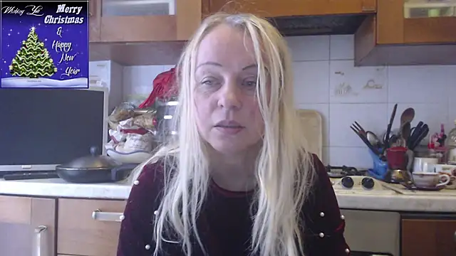 Snapshot of martachatte chatting on December 16, 2025, 9:24 am martachatte online show from December 16, 2025, 9:24 am