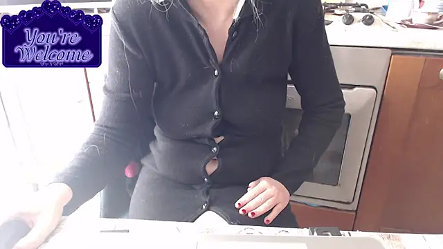 Snapshot of martachatte chatting on January 17, 2026, 9:46 am martachatte online show from January 17, 2026, 9:46 am