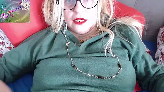 martachatte online show from September 26, 2025, 8:10 am