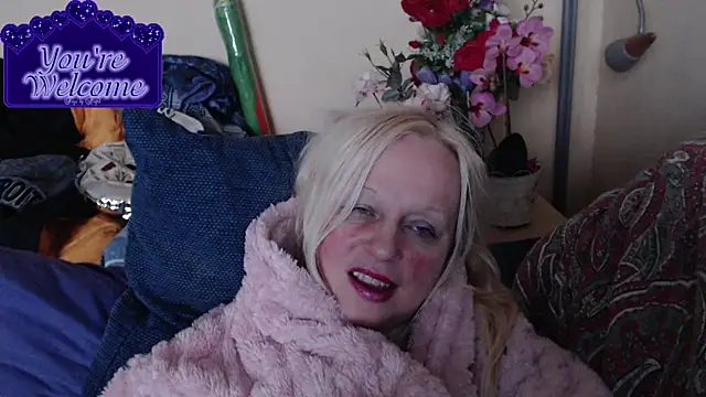 Snapshot of martachatte chatting on February 15, 2026, 7:51 am martachatte online show from February 15, 2026, 7:51 am