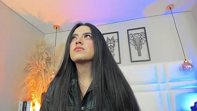 Rebeca jones online show from November 22, 2025, 12:15 pm