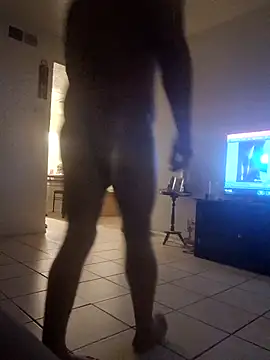 hungpenis210 online show from May 22, 2026, 10:35 am