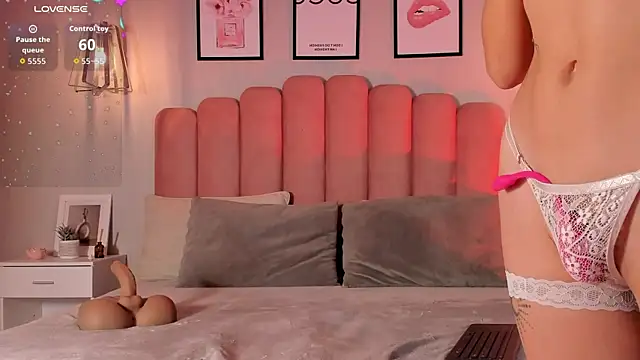 Ashleyy piink online show from April 10, 2026, 4:36 pm