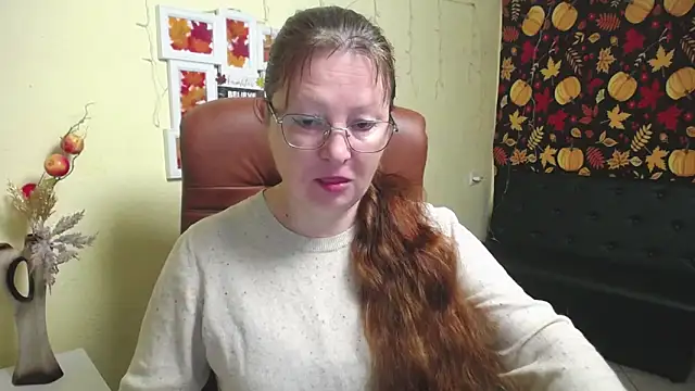 VanessaHotts online show from November 21, 2025, 6:12 am