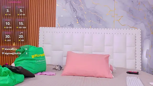 Snapshot of naughty_ebonyy chatting on February 14, 2026, 3:07 am naughty ebonyy online show from February 14, 2026, 3:07 am