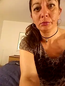 AnyaBest online show from January 3, 2025, 8:10 am