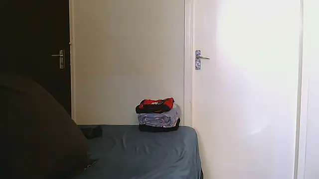 AddictiveAssCurves online show from May 11, 2026, 8:38 am