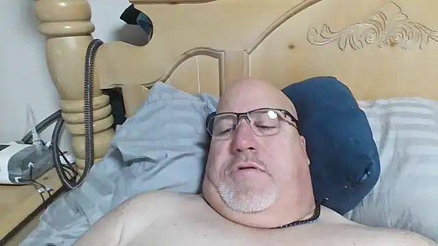 Snapshot of Bigbear0563 chatting on January 6, 2026, 3:49 pm Bigbear0563 online show from January 6, 2026, 3:49 pm