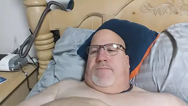 Snapshot of Bigbear0563 chatting on January 13, 2026, 5:06 pm Bigbear0563 online show from January 13, 2026, 5:06 pm