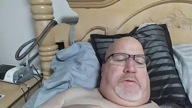 Snapshot of Bigbear0563 chatting on November 29, 2025, 3:56 pm Bigbear0563 online show from November 29, 2025, 3:56 pm