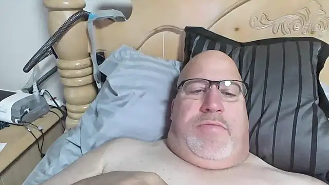 Snapshot of Bigbear0563 chatting on November 24, 2025, 4:07 pm Bigbear0563 online show from November 24, 2025, 4:07 pm