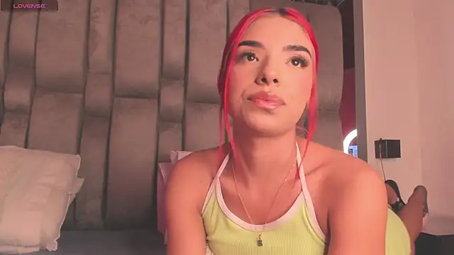 Emmily Savage online show from January 28, 2025, 4:08 am