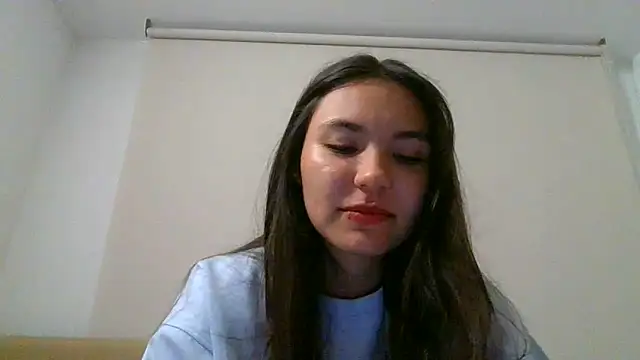 andygirl online show from June 13, 2026, 3:26 am