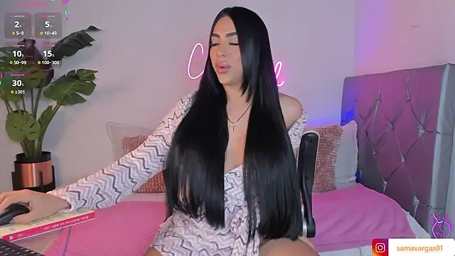 Korina Saenz01 online show from February 25, 2026, 5:35 pm