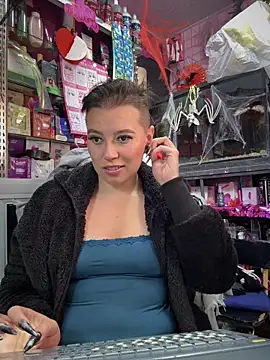 Snapshot of TamySweetness chatting on November 2, 2025, 4:12 pm TamySweetness online show from November 2, 2025, 4:12 pm