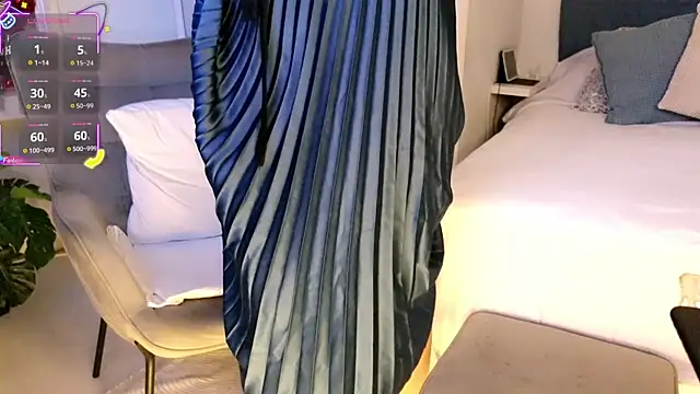 Snapshot of missmiamore chatting on October 8, 2025, 8:31 pm missmiamore online show from October 8, 2025, 8:31 pm