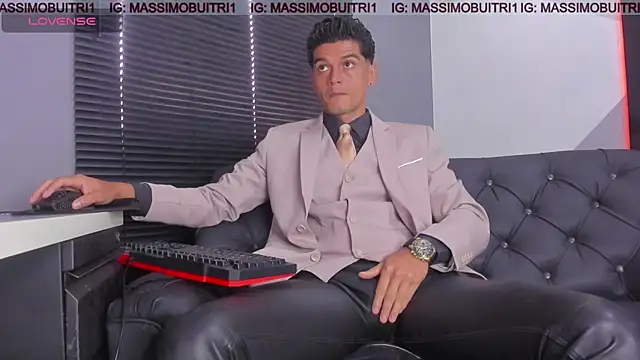 massimo g online show from June 19, 2026, 2:23 pm