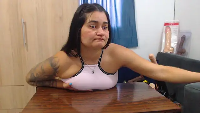 Snapshot of andreita_trujillos chatting on August 7, 2026, 5:41 pm andreita trujillos online show from August 7, 2026, 5:41 pm