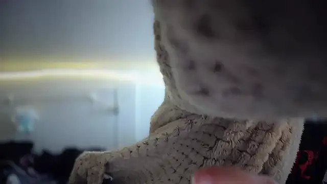 FRRANNKIE online show from October 9, 2025, 2:56 am