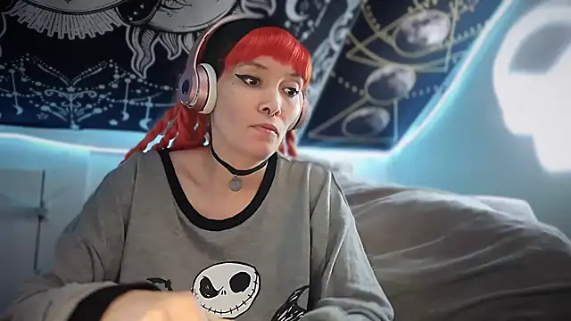 FRRANNKIE online show from September 28, 2025, 2:13 pm