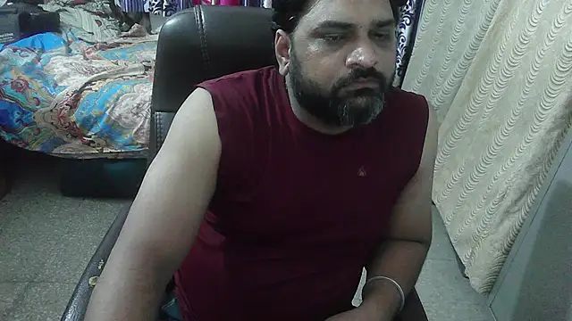 Snapshot of rentarob chatting on October 29, 2025, 4:17 pm rentarob online show from October 29, 2025, 4:17 pm