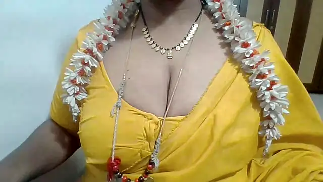 Snapshot of archanatelugu9 chatting on June 14, 2026, 3:02 pm archanatelugu9 online show from June 14, 2026, 3:02 pm