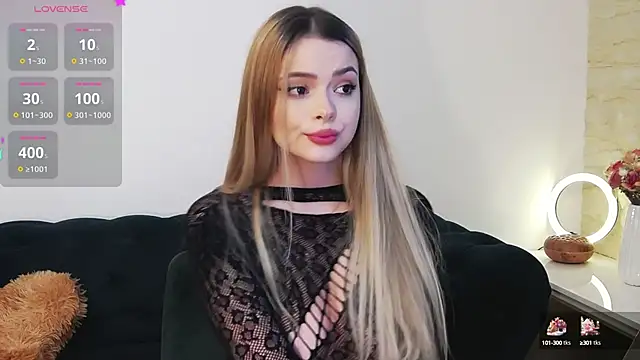 Kailynn Moenn online show from December 15, 2024, 4:59 pm