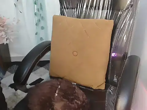 shivi moto online show from November 22, 2025, 4:55 am