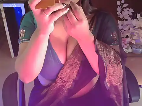 shivi moto online show from October 12, 2025, 5:09 am