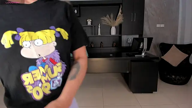 BiancaPierce online show from December 16, 2025, 11:58 am