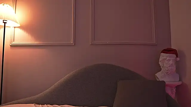 Snapshot of Paulah_x chatting on January 7, 2026, 7:52 pm Paulah x online show from January 7, 2026, 7:52 pm