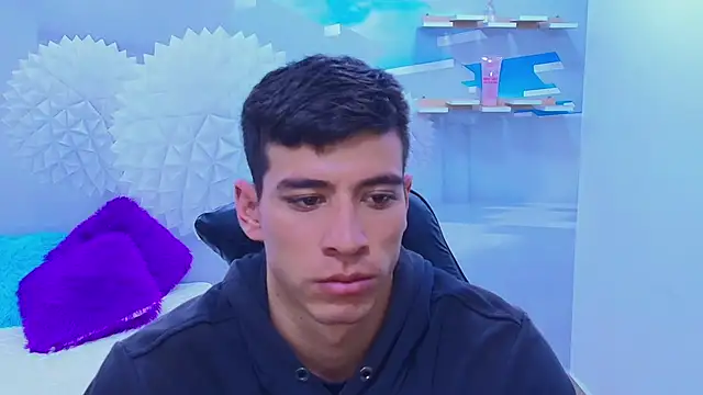 DEIBY BABY online show from November 30, 2025, 5:14 pm