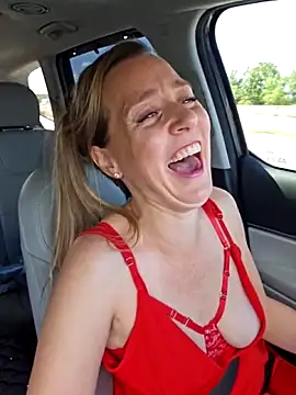 SkyelarSommer online show from March 8, 2026, 4:54 pm