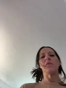 DominiqueX0 online show from February 3, 2026, 6:46 pm