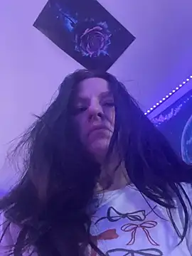 Snapshot of DominiqueX0 chatting on August 7, 2026, 7:53 pm DominiqueX0 online show from August 7, 2026, 7:53 pm
