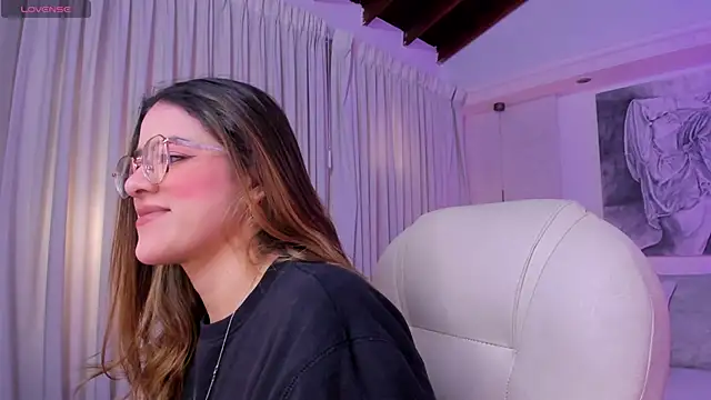 nathalie rivers online show from April 7, 2026, 11:45 am