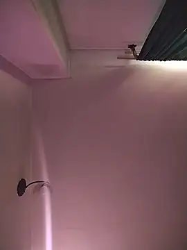 LissaThompsom online show from March 25, 2026, 2:16 pm