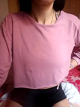 Snapshot of LissaThompsom chatting on March 7, 2025, 12:45 pm LissaThompsom online show from March 7, 2025, 12:45 pm