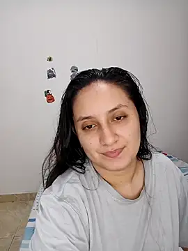 Snapshot of Angeelus2 chatting on February 8, 2026, 5:10 pm Angeelus2 online show from February 8, 2026, 5:10 pm