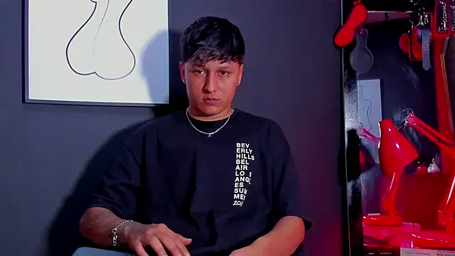 Snapshot of Tamarahryan chatting on May 20, 2026, 4:26 pm Tamarahryan online show from May 20, 2026, 4:26 pm