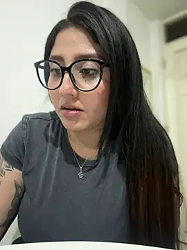 croftsmila online show from February 9, 2025, 4:46 am