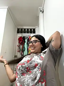 croftsmila online show from November 4, 2025, 10:57 pm