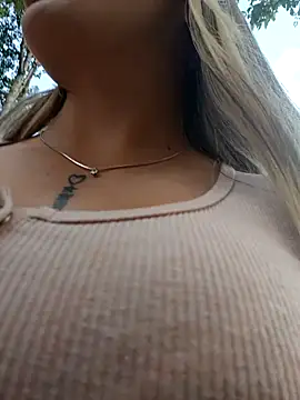 Misscata1106 online show from February 9, 2026, 8:18 pm