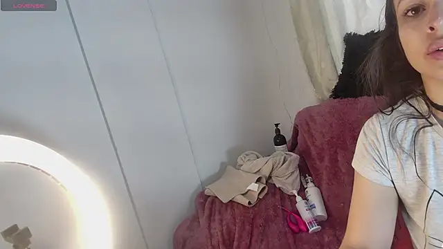 Snapshot of abby_taylor chatting on February 18, 2026, 12:34 pm abby taylor online show from February 18, 2026, 12:34 pm