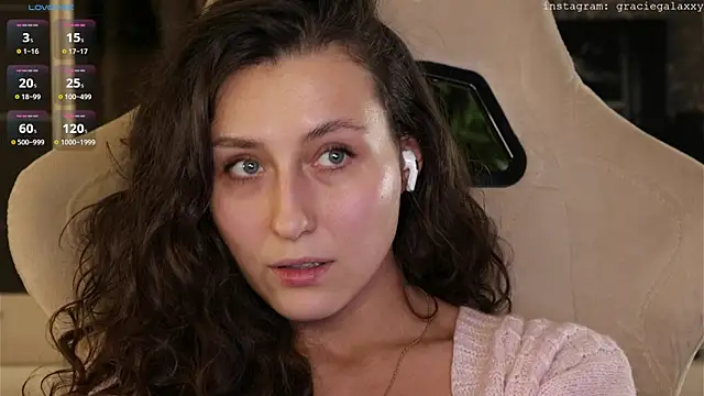 Chill out with Salvia online show from November 13, 2025, 3:49 pm